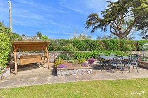 Photo 27- click for photo gallery